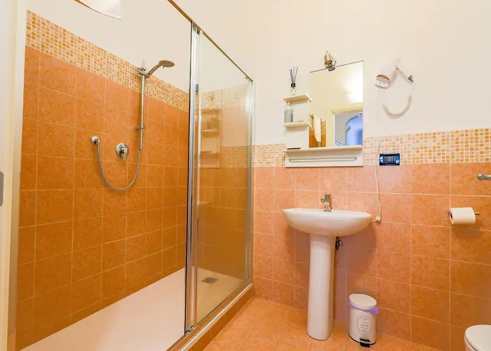 White 4* Lerici