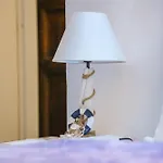 White レーリチ