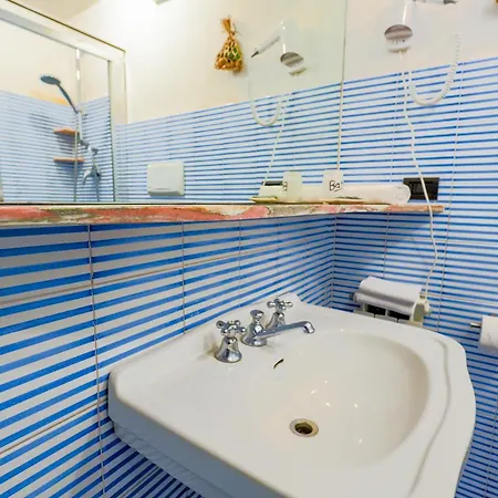 Guest house White