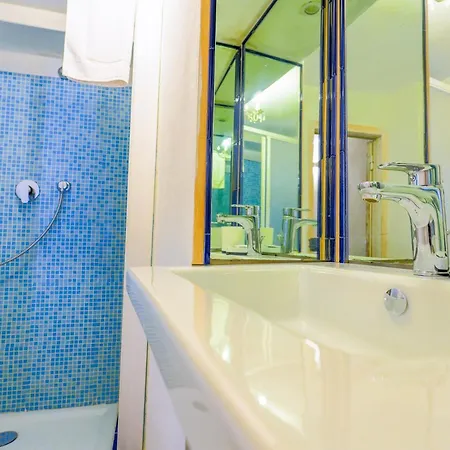 Maison d'hôtes White 4*