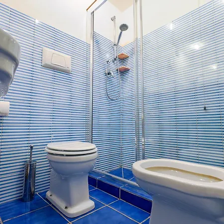 White Pensionat Lerici