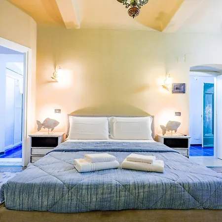 Guest house White