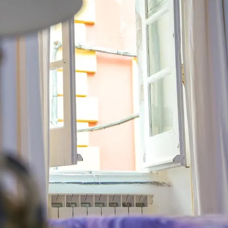 White Pensionat Lerici