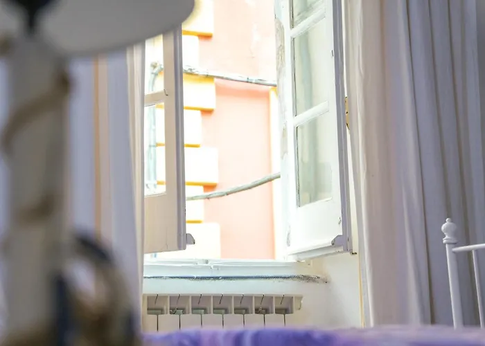 White Pensjonat Lerici